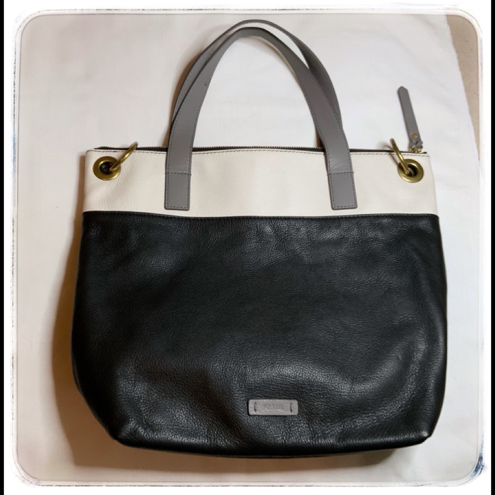 Fossil Leah Leather Tote (NWT)